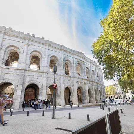 Le Nemausus - 2 Face Aux Arenes - Wi-fi شقة